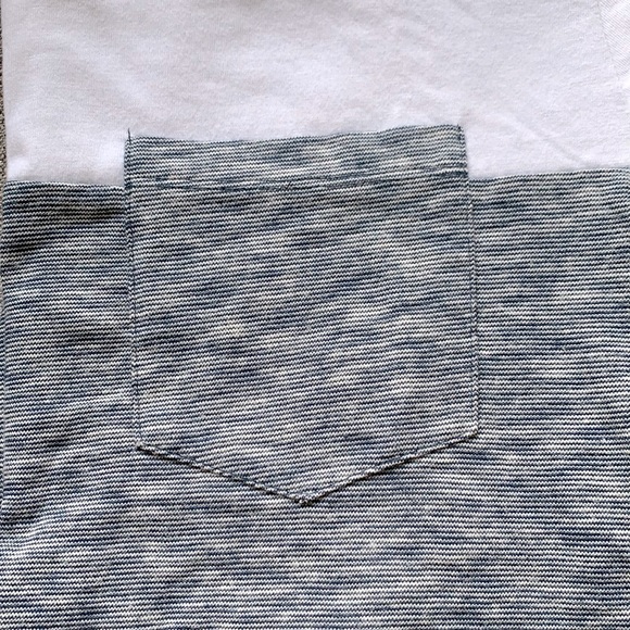 Forever 21 Men T-shirt - Picture 3 of 3